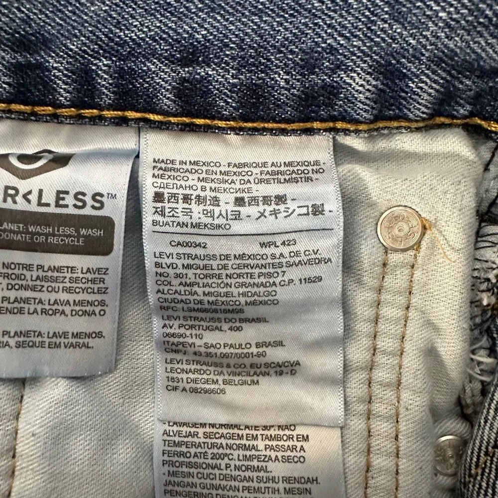 Levis levi 517